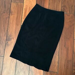 Elegant Black Pencil Skirt